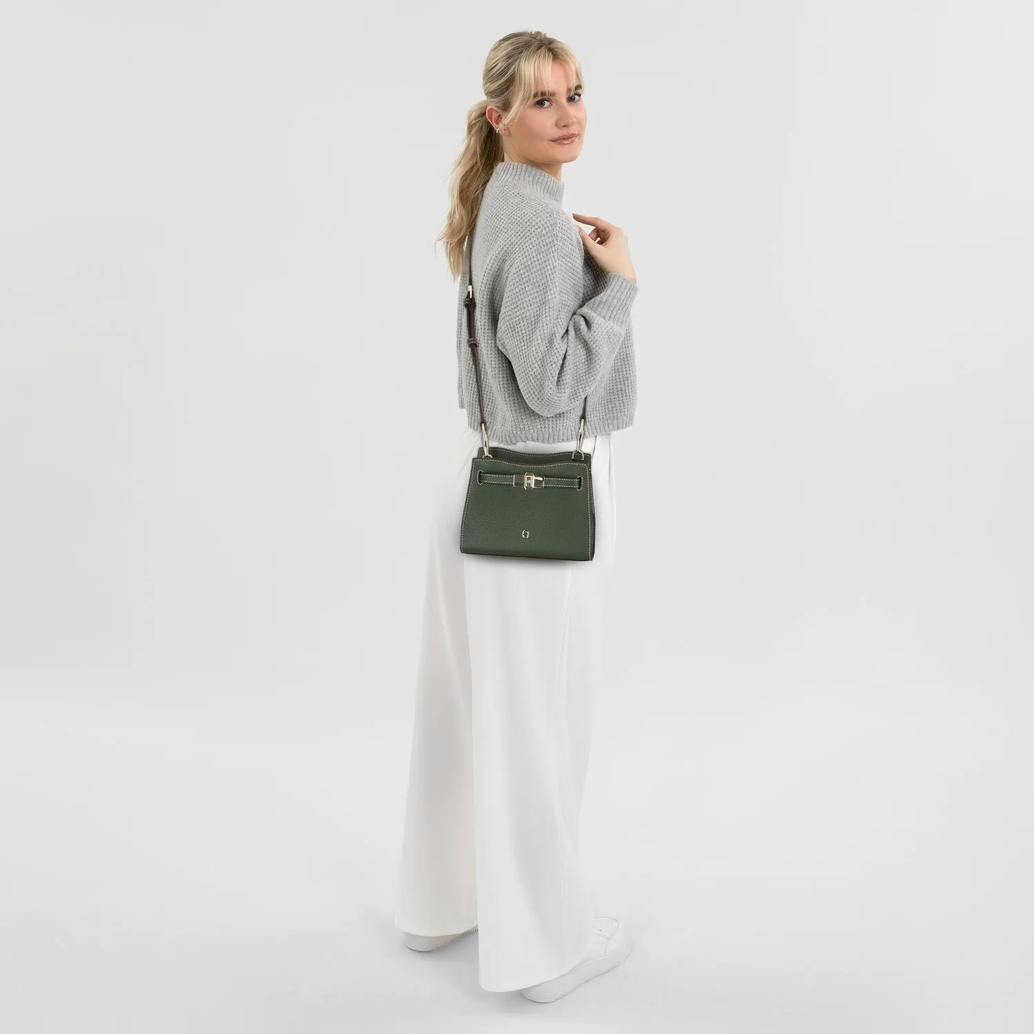 AIGNER Farah Borsa a tracolla S Pelle 22 cm