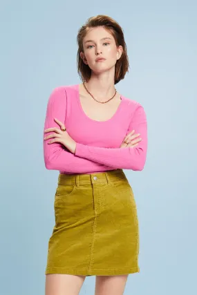T-shirt con scollo rifinito pointelle